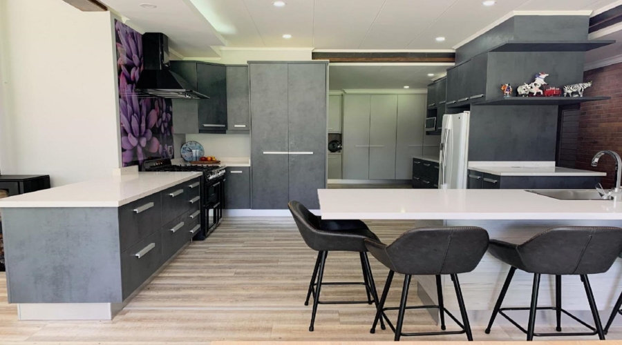 6 Bedroom Property for Sale in Sasolburg Ext 4 Free State